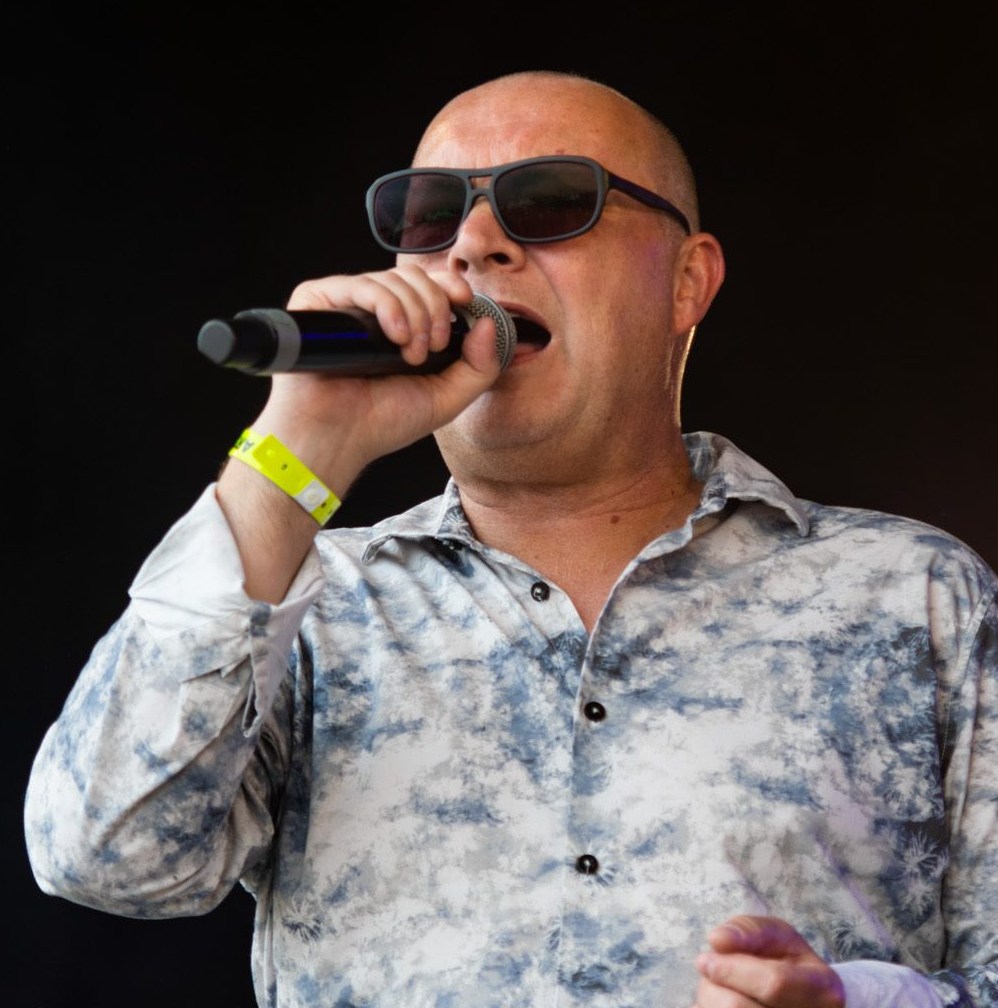 Roger bold en blonde zangduo limburg